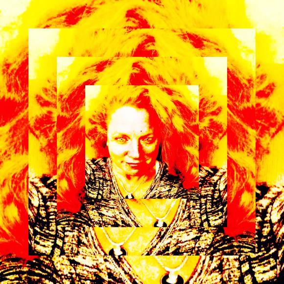 Meet your Posher, Lori - Picture 1 of 1